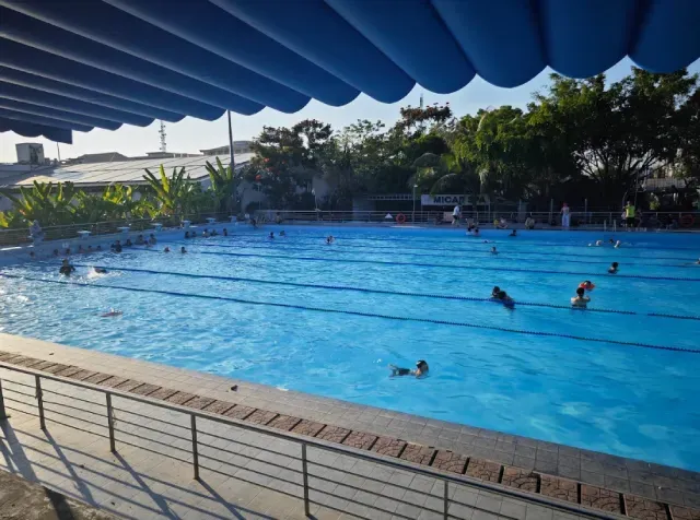 Hồ bơi Công An Cần Thơ